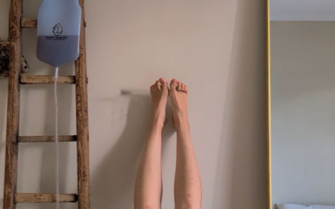 How-To-Give-Yourself-An-Enema